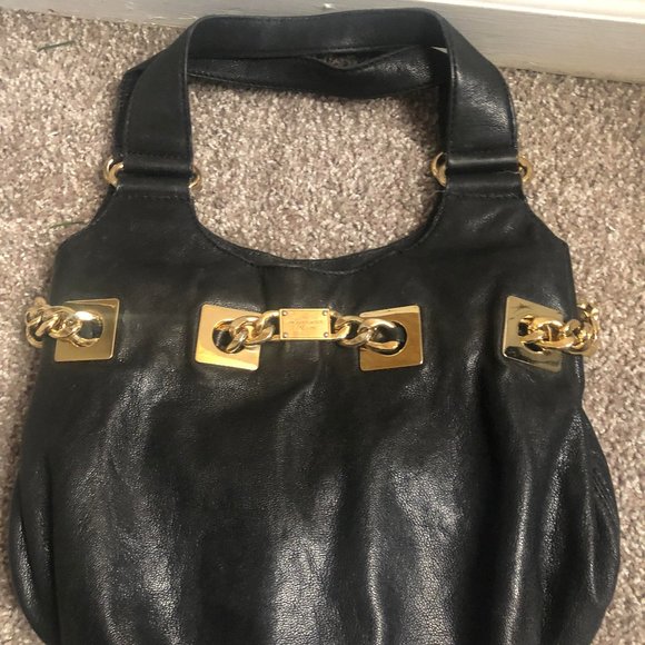 MIcheal Kors Purse - Picture 1 of 2